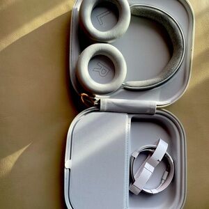 Bang & Olufsen Cisco 980 Over the Ear Bluetooth Headphones